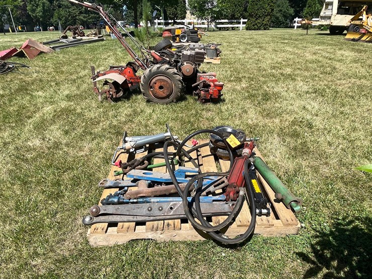 #2179-•-trailer-jacks-and-tractor-parts-image-2