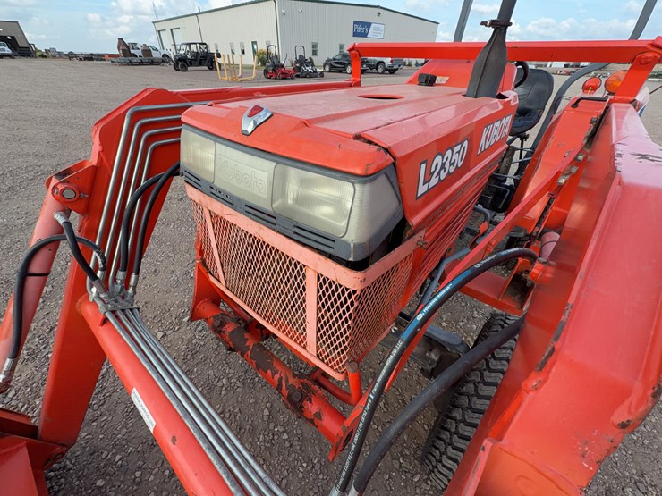 kubota-l2350-image-11