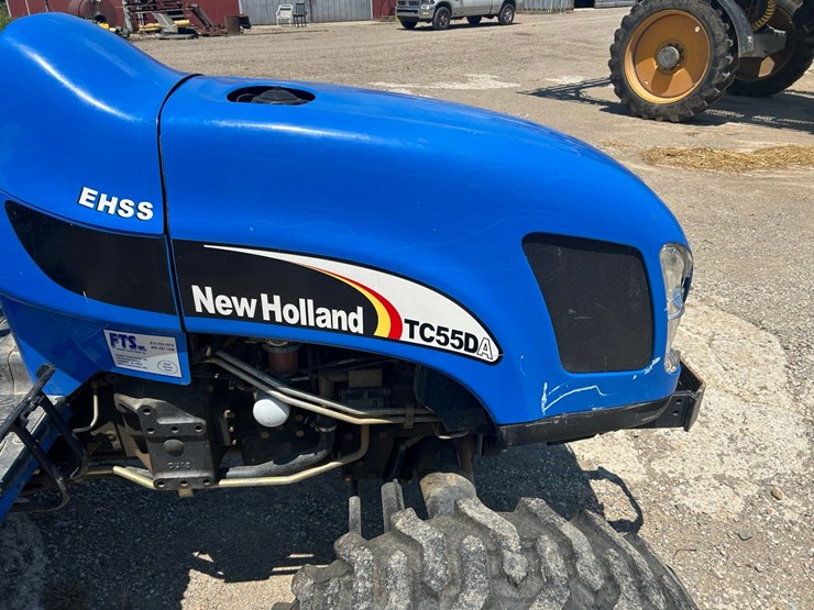 2004-new-holland-tc55da-tractor-image-22