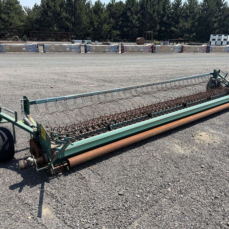 2016 PICKETT P7200