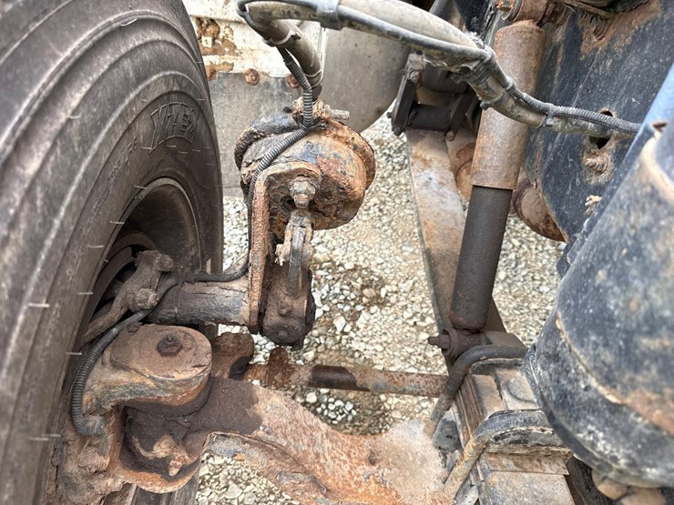 2007-peterbilt-335-image-20