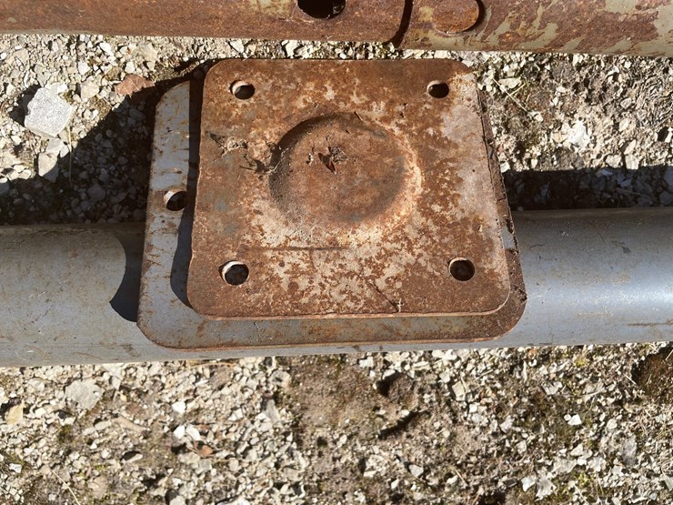#2137-•-basement-beam-jacks-image-3
