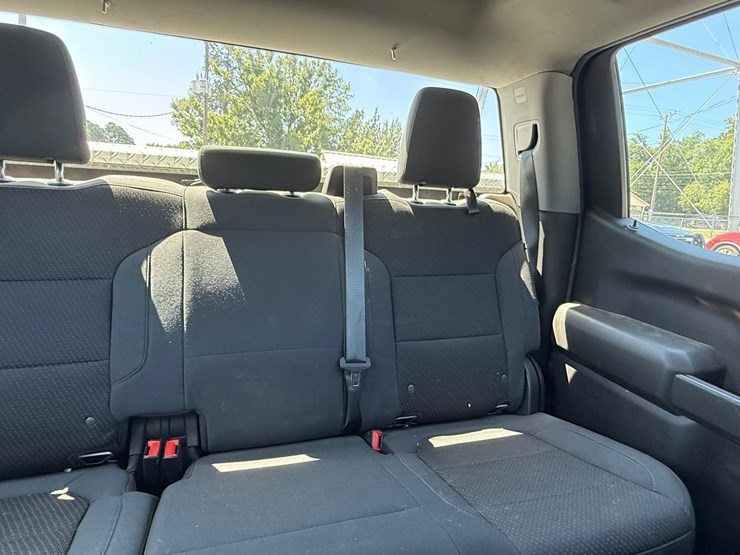 2021-chevrolet-silverado-1500-image-45