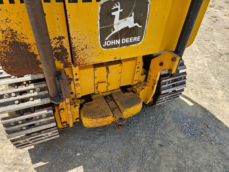 deere-350b-image-22
