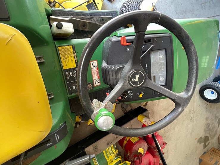 john-deere-265-image-11