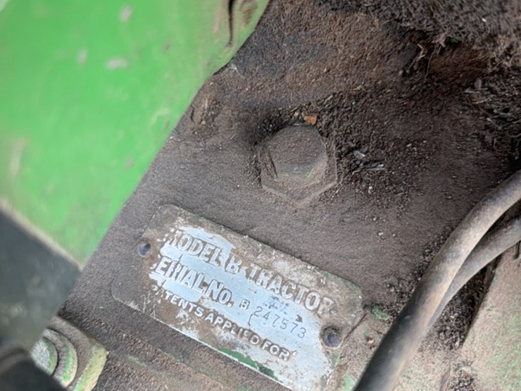 john-deere-b-image-27