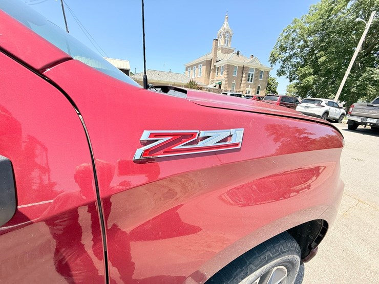2020-chevrolet-silverado-1500-image-18