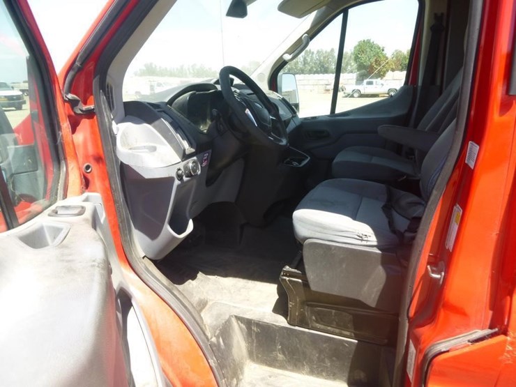 2018-ford-transit-image-8