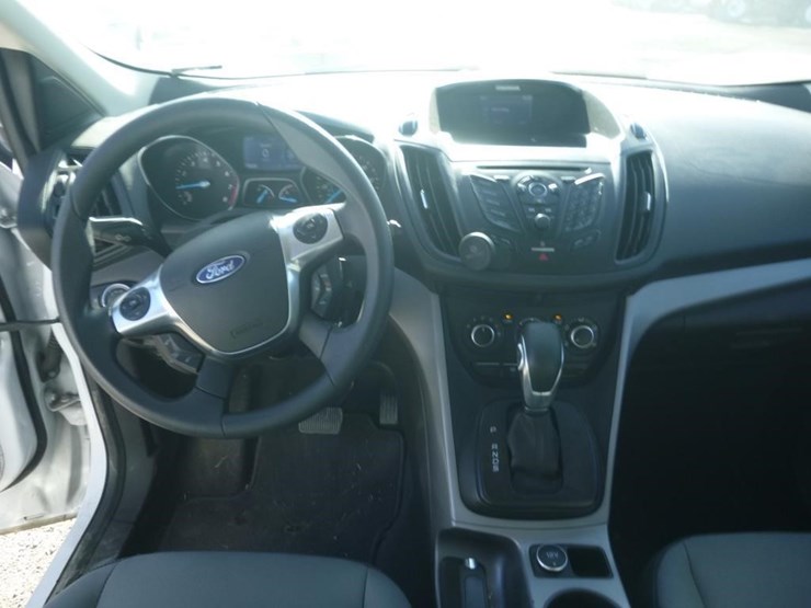 2014-ford-escape-image-9