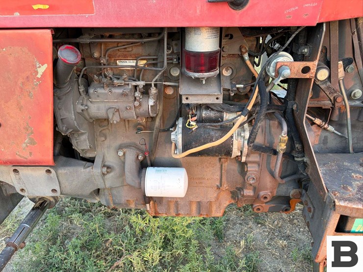 massey-ferguson-383-image-2