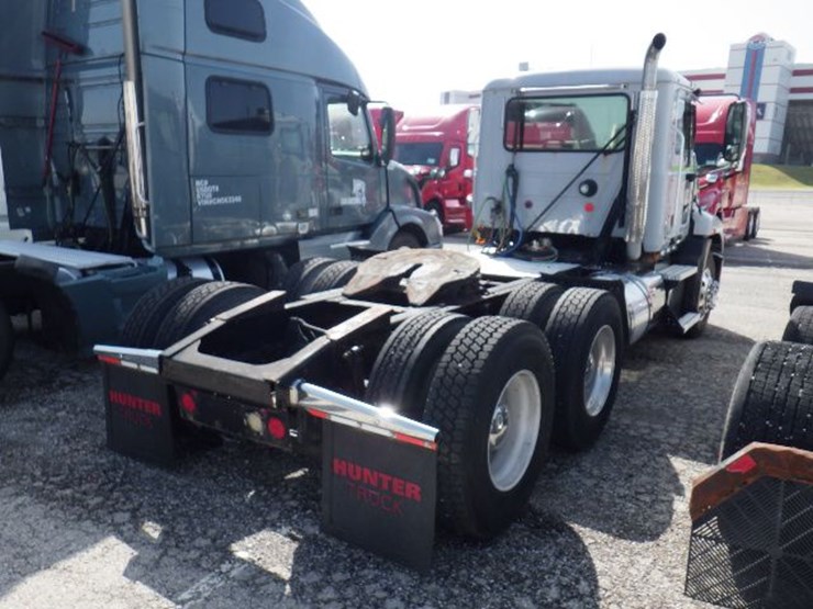 2013-mack-pinnacle-cxu613-image-7