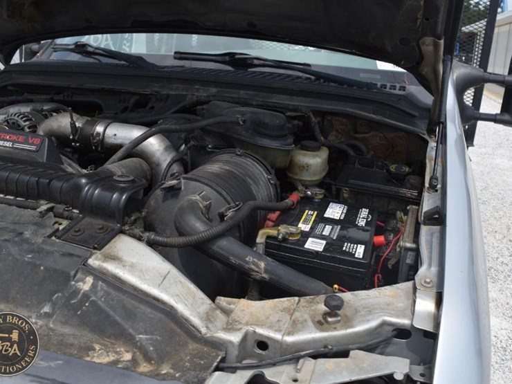 2003-ford-f550-xlt-sd-image-31