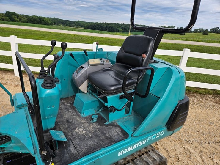 komatsu-pc20-image-28