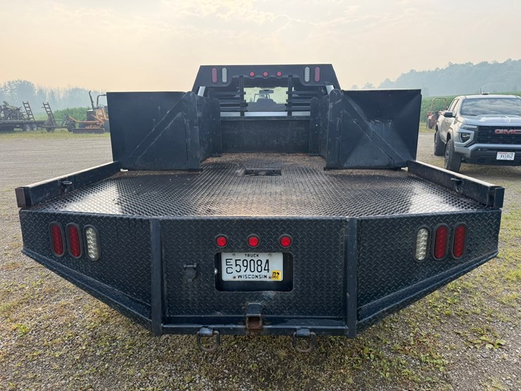 2011-dodge-3500-image-4
