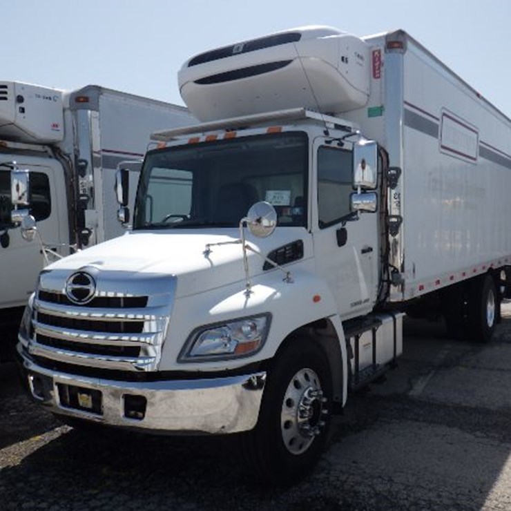 2016 HINO 338