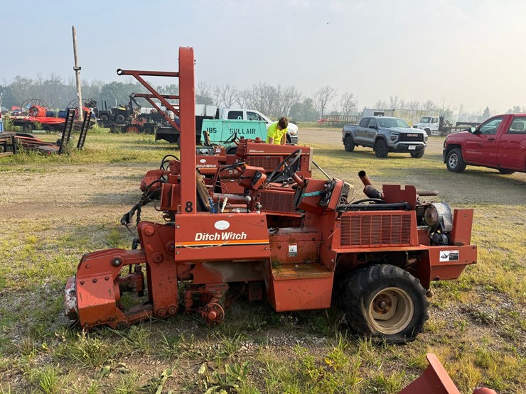 ditch-witch-350sx-image-6