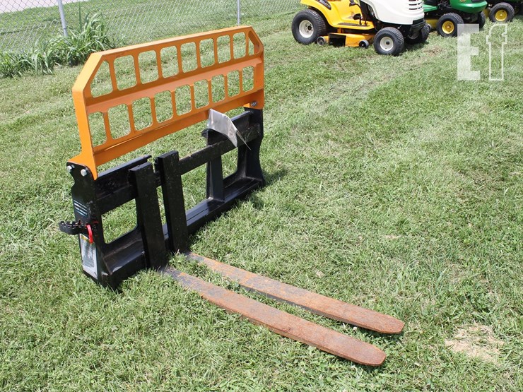 qa-pallet-forks-image-1