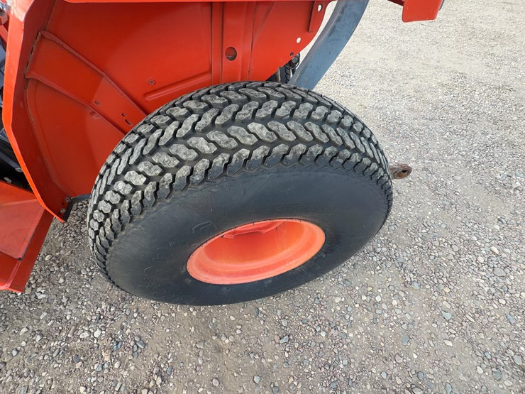 kubota-l2350-image-28