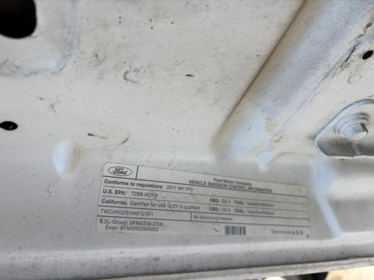 2011-ford-f250-xl-image-9