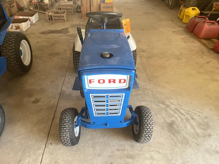 ford-tractor-image-2