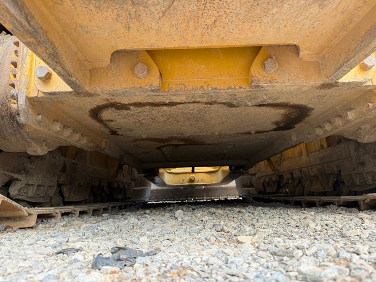 caterpillar-d6k-image-102