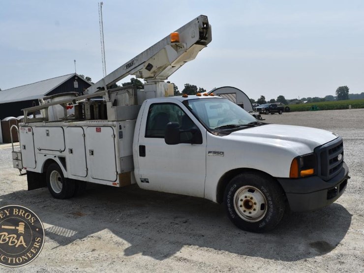 2006-ford-f350-sd-xl-image-23