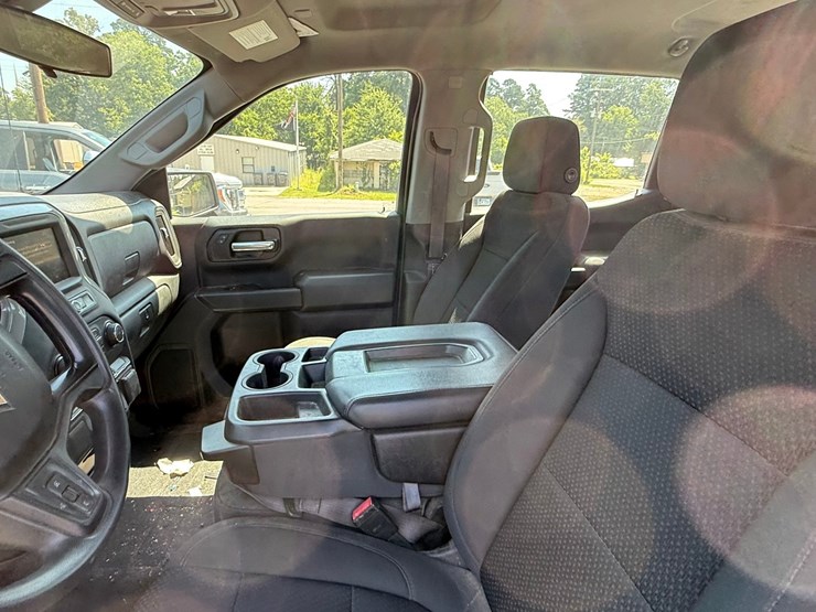2021-chevrolet-silverado-1500-image-51