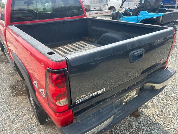 2005-chevrolet-2500-image-20