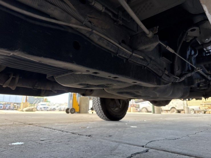 2014-ford-f150-image-25