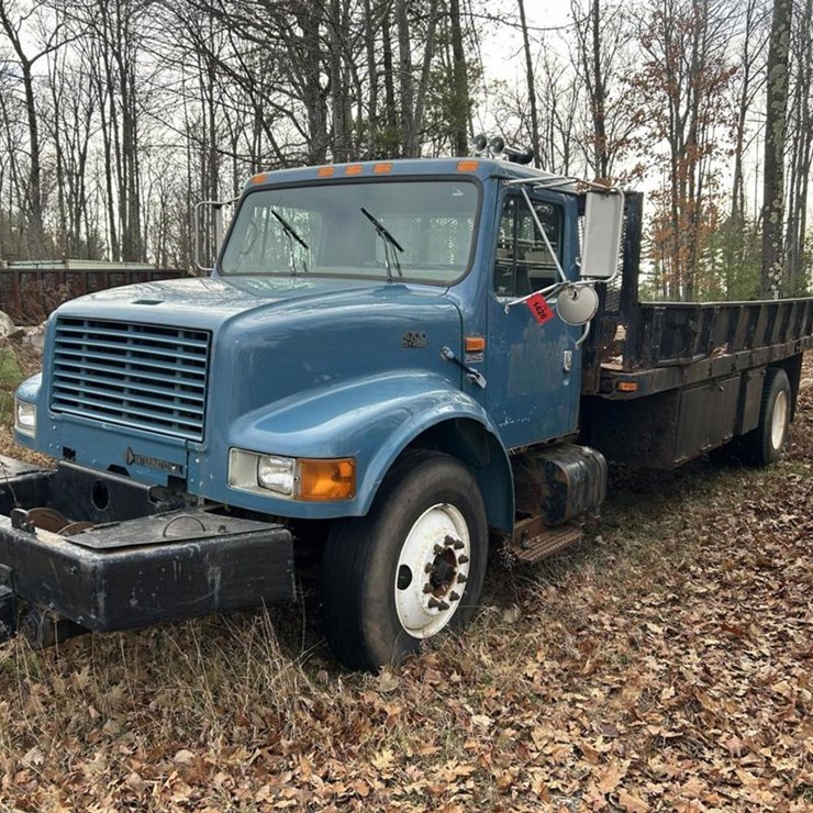 1999 INTERNATIONAL 4700