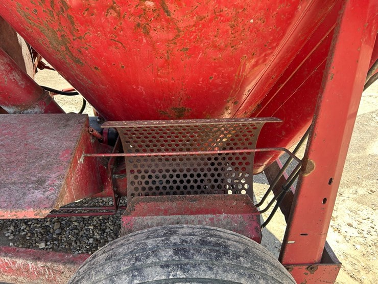 gehl-125-mix-all-grinder-mixer-image-20