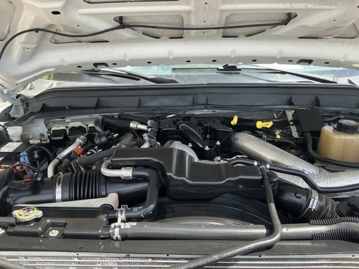 2012-ford-f550-image-14