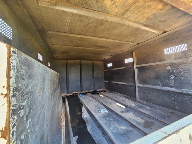 ford-f750-image-23