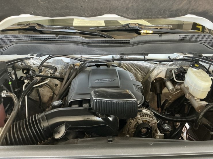 2017-chevrolet-3500hd-image-11