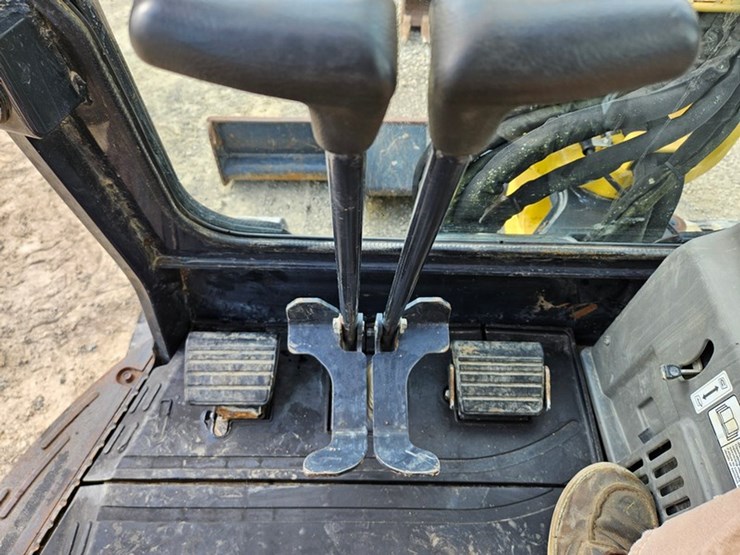 yanmar-vio45-image-27