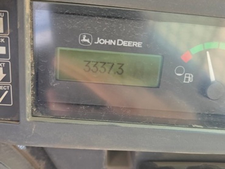 deere-330g-image-24
