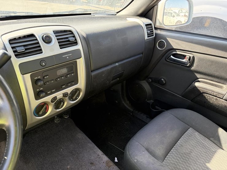 2009-chevrolet-colorado-image-17