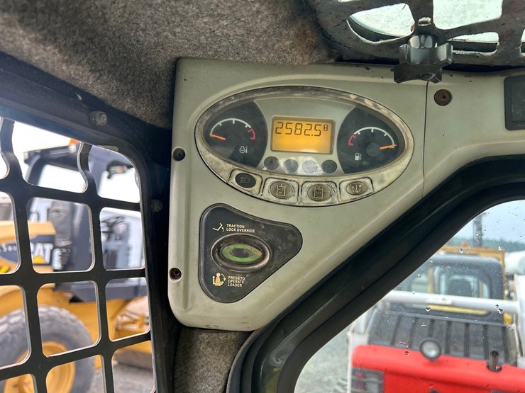 bobcat-t300-image-49
