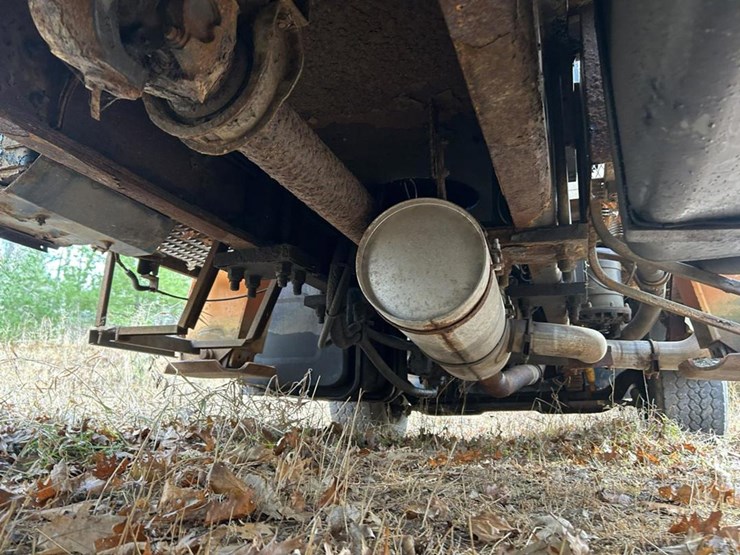 1989-ford-l9000-image-46