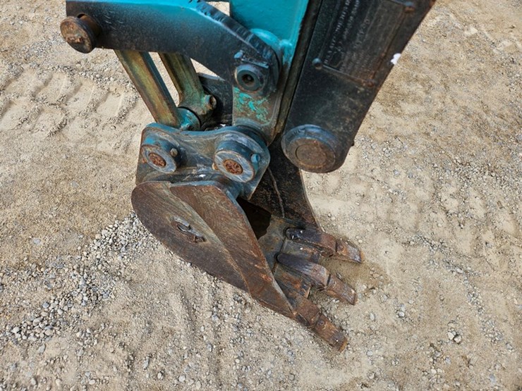 komatsu-pc20-image-11