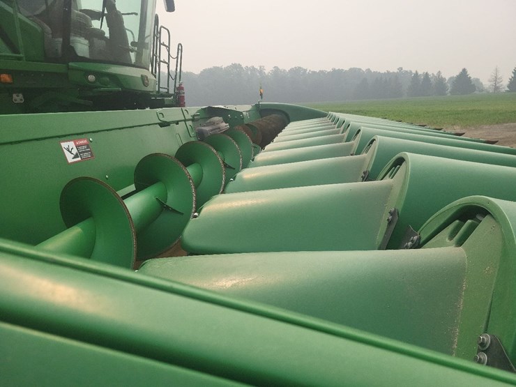 2014-john-deere-612c-corn-head---field-ready-image-20