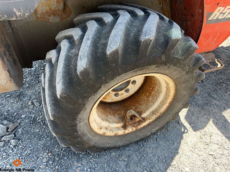 kubota-r520s-image-12