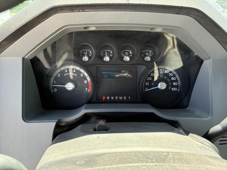2011-ford-f250-image-16