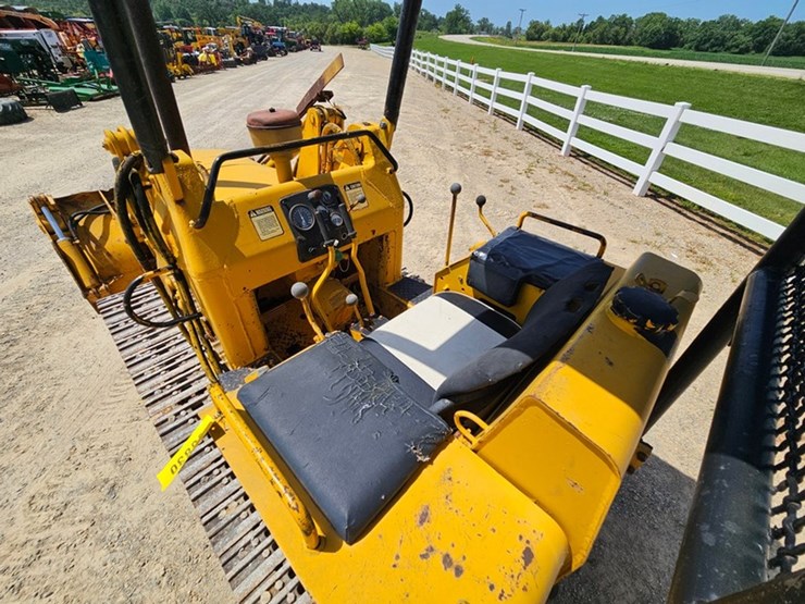 deere-350b-image-24
