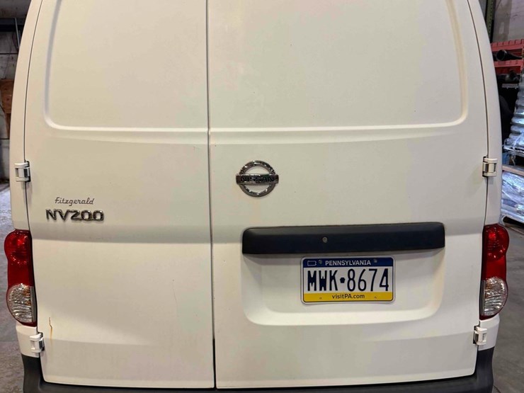 2017-nissan-nv200-image-7