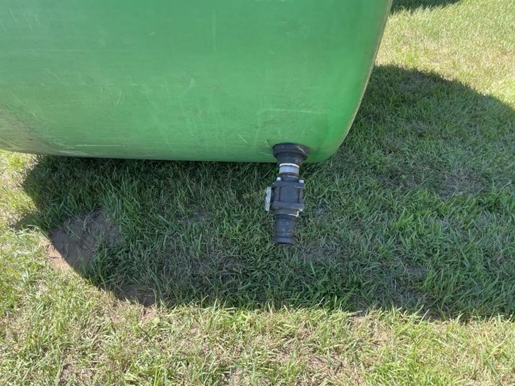 poly-tank-w/valve-image-3