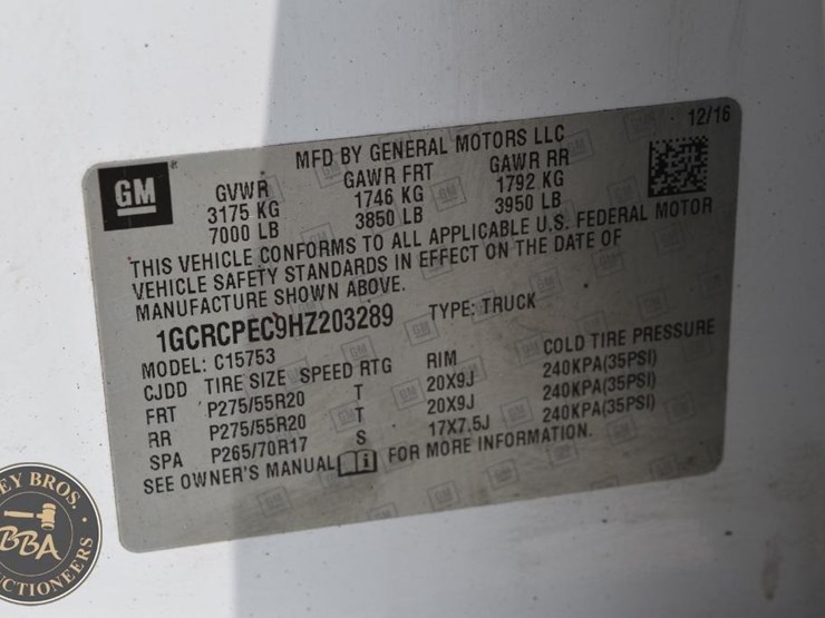 2017-chevrolet-silverado-1500-image-54