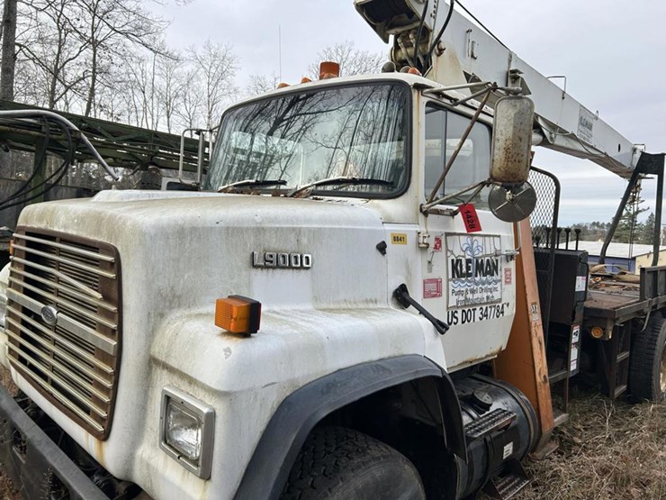 1989-ford-l9000-image-12
