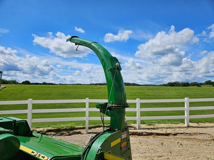 john-deere-3950-image-28