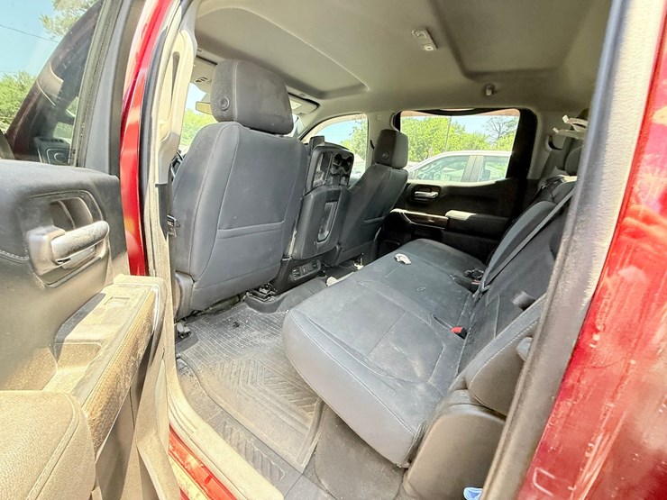 2020-chevrolet-silverado-1500-image-25